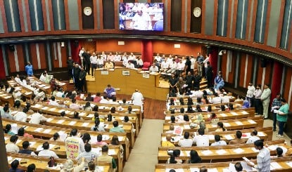 दिल्ली के मेयर का महामुकाबला! BJP-AAP में फिर छिड़ेगी जंग, जानें किसका Number Game है मज़बूत