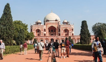 Delhi Weather | दिल्ली में सुहावनी सुबह! सामान्य से कम रहा न्यूनतम तापमान, आंशिक रूप से बादल छाए रहने के आसार
