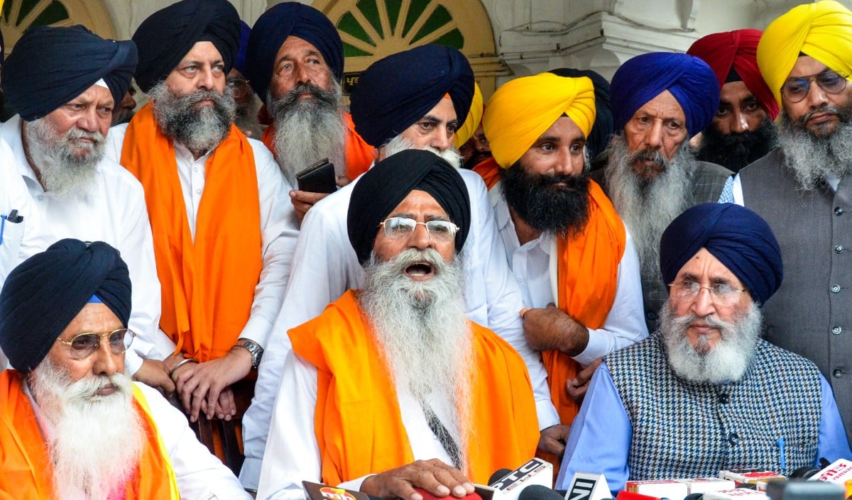 SGPC Amritsar Meeting | बेअदबी पर आर-पार का फैसला? SGPC की अमृतसर में उच्च-स्तरीय बैठक, क्या बनेगा नया सख्त कानून?