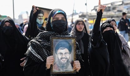 90 मिनट, 11 शब्द और थम गई कयामत... जब ट्रंप की उंगली