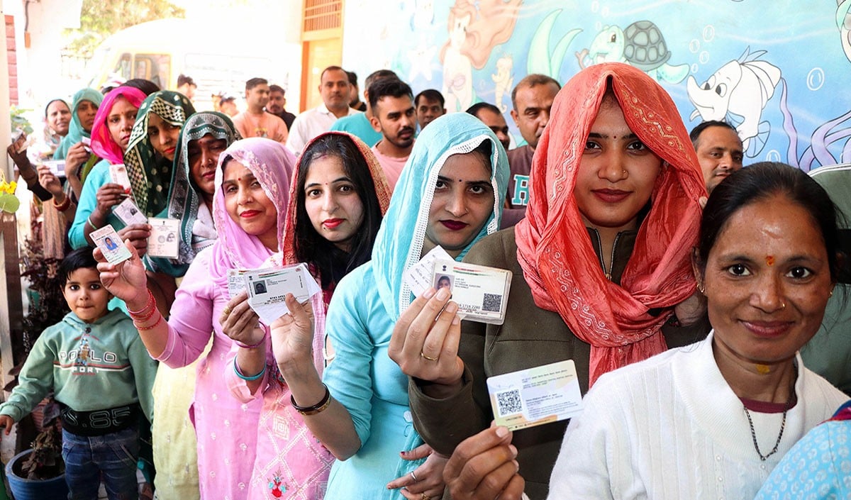 Prabhasakshi NewsRoom: Assam, Kerala, Puducherry में लगी Voters की कतार, अबकी बार किसकी बनेगी सरकार?