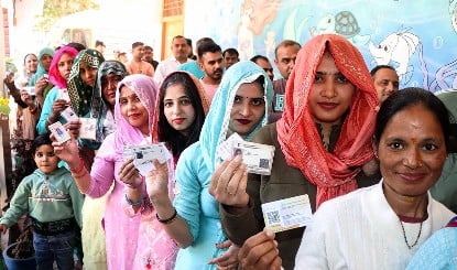 Prabhasakshi NewsRoom: Assam, Kerala, Puducherry में लगी Voters की कतार, अबकी बार किसकी बनेगी सरकार?