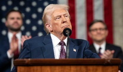 सीजफायर के नाम पर धोखाधड़ी? अब पीछे नहीं हटेगी अमेरिकी सेना, Donald Trump की ईरान को दो-टूक चेतावनी