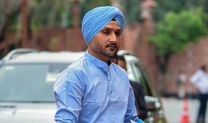 पंजाब की सरकार ने हटाई Harbhajan Singh की सिक्योरिटी, राज्यसभा सांसद पहुंचे हाई कोर्ट, तुरंत बहाल करने की मांग की