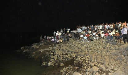 Jabalpur Cruise Accident | मध्य प्रदेश के जबलपुर में क्रूज़ बोट पलटने से छह की मौत, 15 को बचाया गया, बचाव अभियान जारी