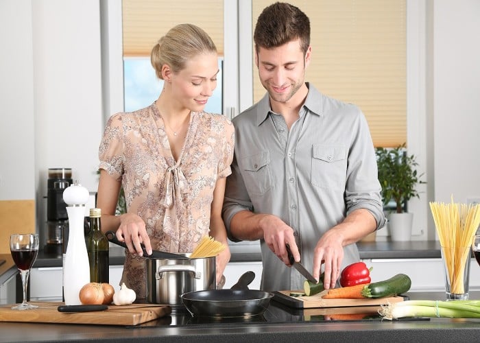Cooking Tips: Working Women के लिए 5 Smart Cooking Tips, किचन का काम होगा मिनटों में खत्म