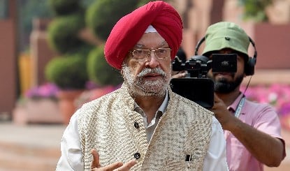 West Asia संकट के बीच Hardeep Puri का बड़ा आश्वासन, देश में Fuel की कमी नहीं, बढ़ा LPG उत्पादन