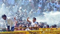 NEET Paper Leak पर Delhi में Youth Congress का हल्लाबोल, JPC जांच और इस्तीफे की मांग तेज