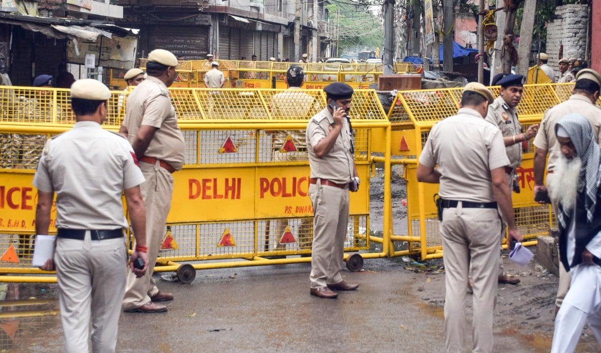 delhi police delhi police