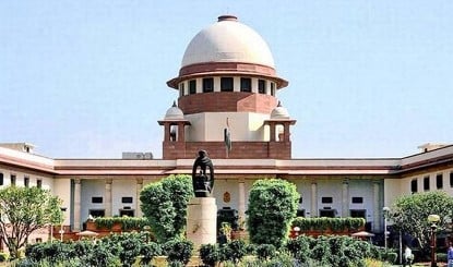 Flight Ticket Price: एक ही रूट का किराया 8000 और 18000 क्यों? Supreme Court ने सरकार से मांगा जवाब