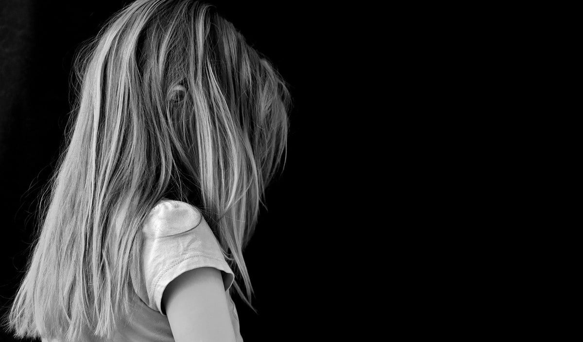 Pune Minor Girl Murder | 4 साल की मासूम से हैवानियत के बाद हत्या; 65 वर्षीय बुजुर्ग गिरफ्तार, भारी आक्रोश के बाद हाईवे जाम