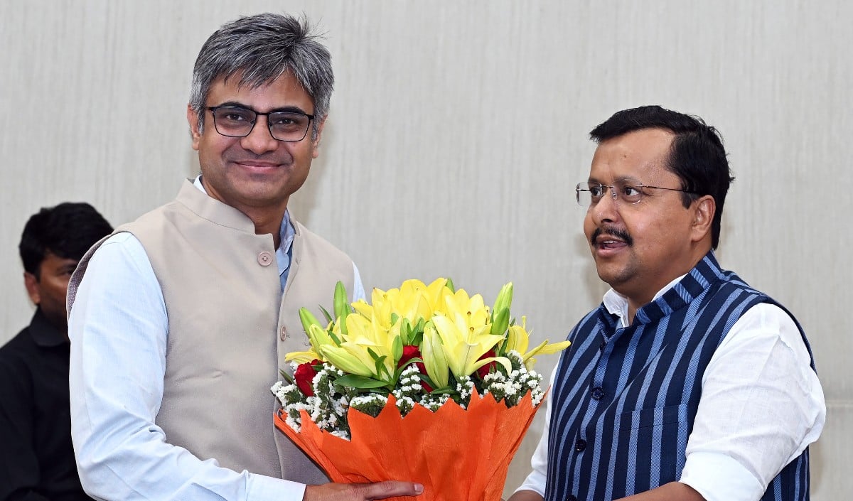दल बदलते ही Sandeep Pathak पर Action? BJP बोली- यह Kejriwal-Mann की बदले की कार्रवाई है