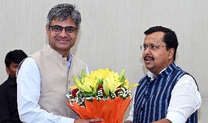 दल बदलते ही Sandeep Pathak पर Action? BJP बोली- यह Kejriwal-Mann की बदले की कार्रवाई है
