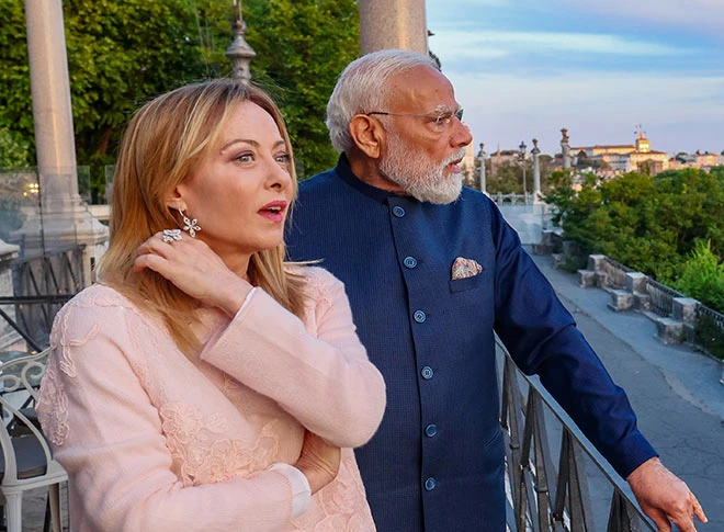 प्रधानमंत्री मोदी की इटली यात्रा