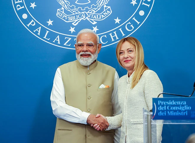 प्रधानमंत्री मोदी की इटली यात्रा