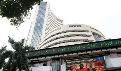 Stock Market में दिनभर चला Drama, सुबह की तूफानी तेजी शाम को फुस्स, Sensex-Nifty फिसले।