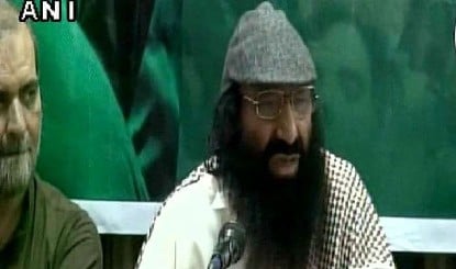 Pakistan में आतंकियों की परेड! Pulwama मास्टरमाइंड के जनाजे में ISI संग पहुंचा सलाहुद्दीन