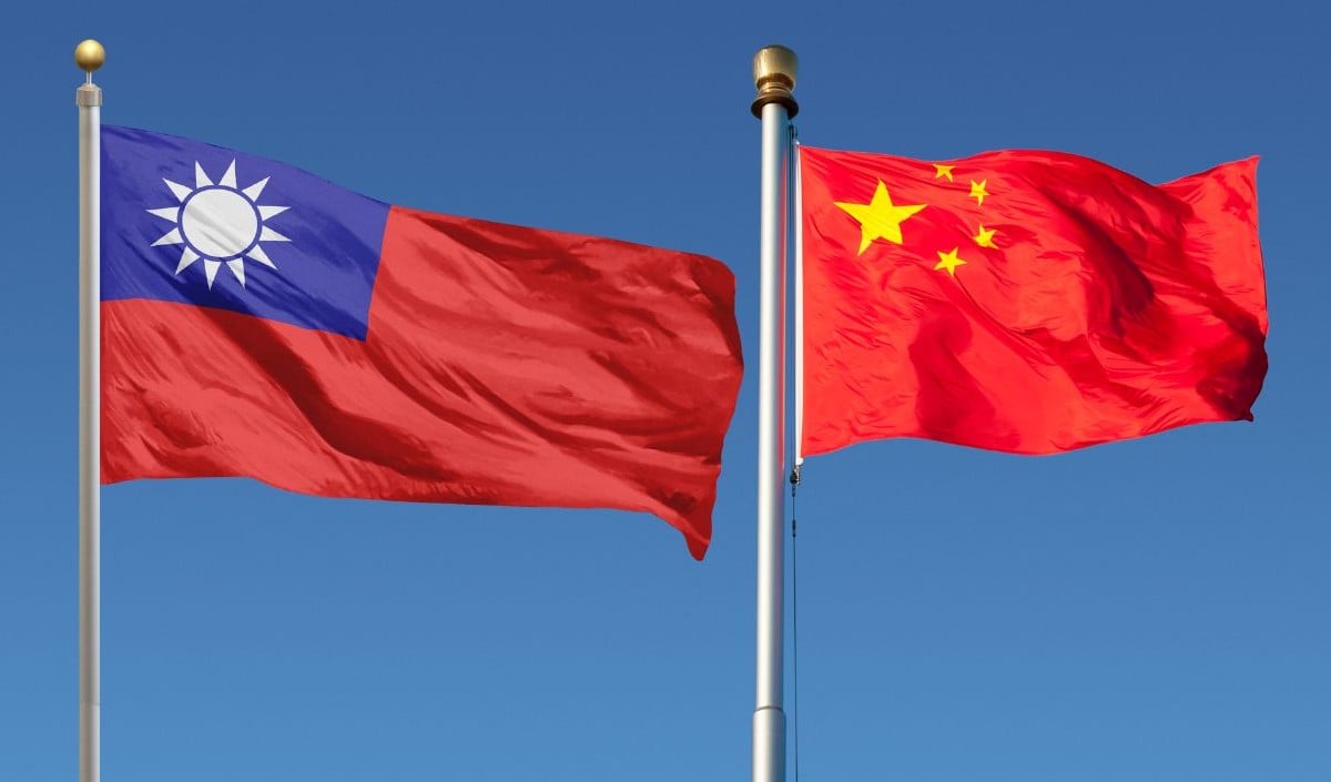 Taiwan Strait में नहीं थम रही चीनी ड्रैगन की दादागिरी, 24 घंटे में दर्जनों Warships-Jets Active