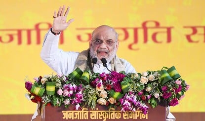 जनजातीय धर्मभक्ति की ज्वाला से बढ़ा दिल्ली का तापमान