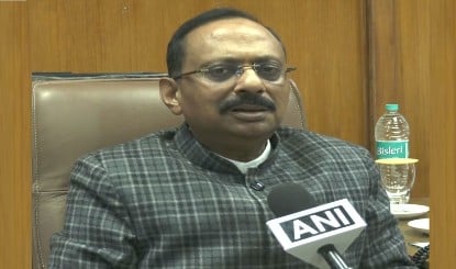 Himachal Chief Secretary की नियुक्ति पर सियासी बवाल, BJP बोली- दागी अफसर को मिला संरक्षण