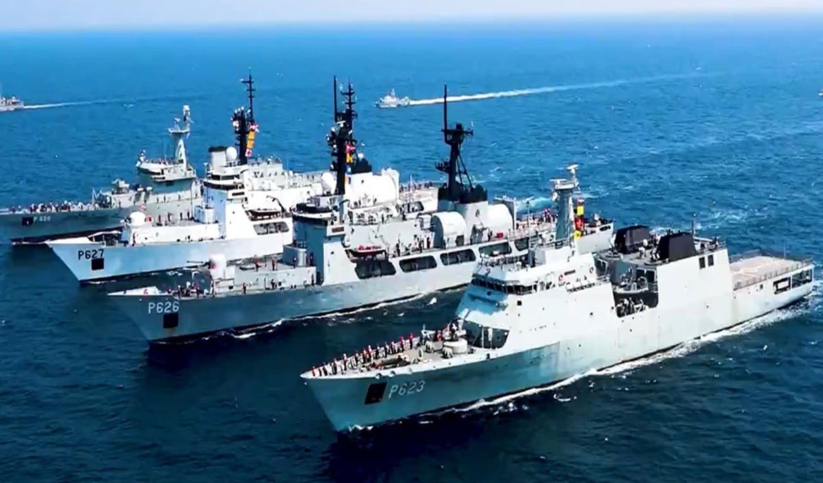 भारत की बड़ी Diplomatic जीत, Iran की कैद से महीनों बाद सुरक्षित लौटे 10 Indian Sailors