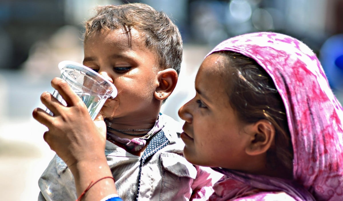 PM Modi ने दिए Heatwave से बचाव के Tips: Hydrated रहें, दूसरों को भी जल पिलाएं, दादा-दादी और नाना-नानी को लेकर भी कही यह बात
