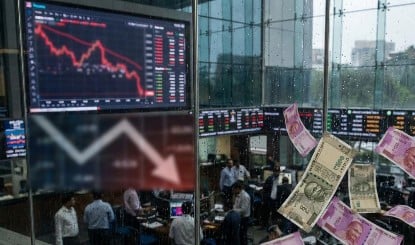 Indian Rupee को लगा बड़ा झटका! महंगे Crude Oil और मजबूत Dollar ने तोड़ी कमर, 44 पैसे गिरा