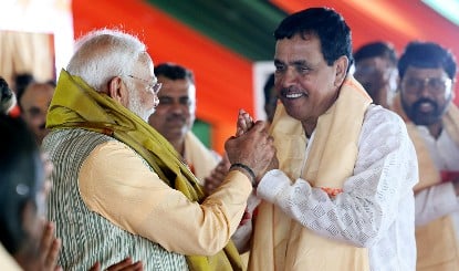 West Bengal में महा-उलटफेर का दावा! BJP सांसद का विस्फोट-
