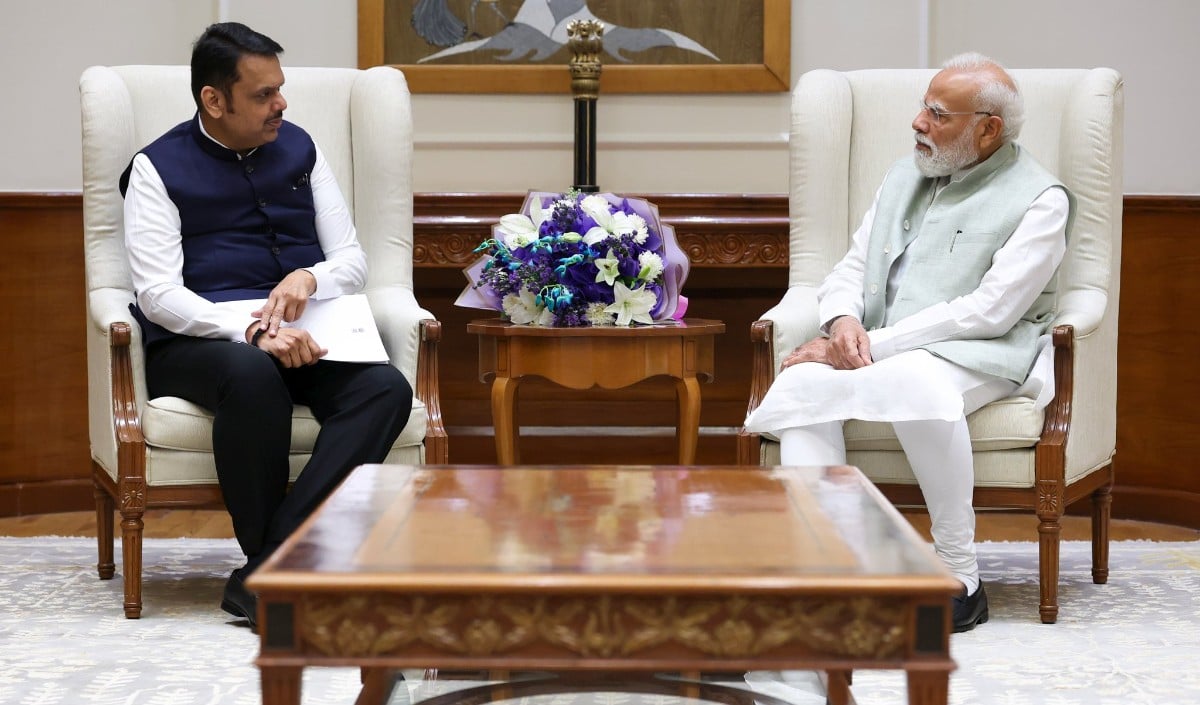 Maharashtra के Development को गति देने PM Modi से मिले CM Fadnavis, परियोजनाओं की दी जानकारी
