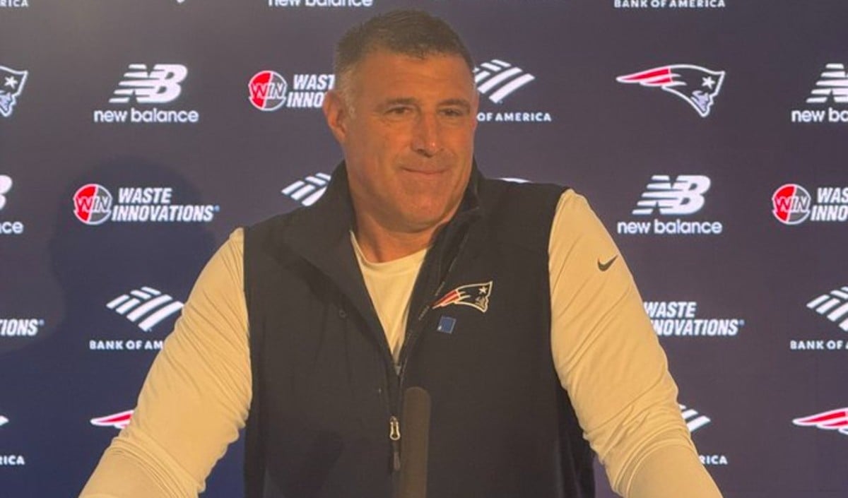 Mike Vrabel Mike Vrabel