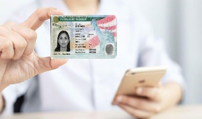 लाखों भारतीयों को बड़ी राहत! Green Card के लिए US में रहकर ही कर सकेंगे Apply, नहीं लौटना होगा घर