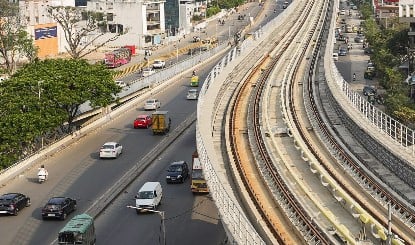 Noida Authority का बड़ा कदम! भंगेल फ्लाईओवर पर ₹18.8 करोड़ से लगेंगे साउंड बैरियर, शोर से मिलेगी मुक्ति