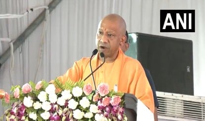 कोई नुकसानदायक तो हिसा...माफियाओं पर बरसे CM योगी