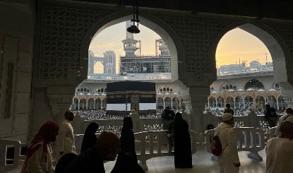 Haj Ticket Hike पर Congress का सीधा सवाल, तीर्थयात्रियों पर यह अतिरिक्त बोझ क्यों?