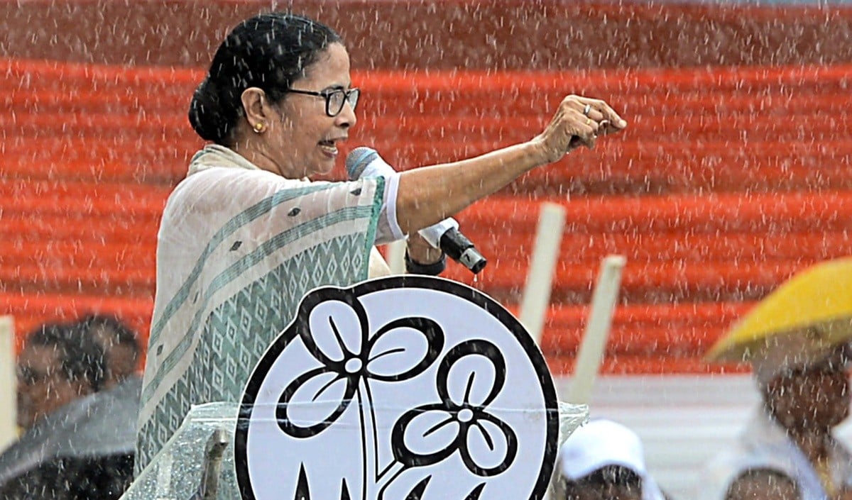 जाने-अनजाने में BJP ने ममता बनर्जी की मदद कैसे कर दी? हार से तय होगा 2029 का Game Plan, अभिषेक को मिलेगी बंगाल की कमान!