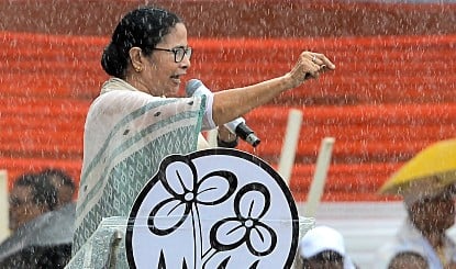 जाने-अनजाने में BJP ने ममता बनर्जी की मदद कैसे कर दी? हार से तय होगा 2029 का Game Plan, अभिषेक को मिलेगी बंगाल की कमान!