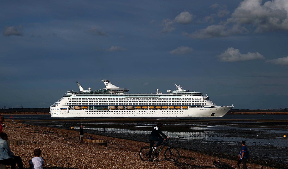 Hantavirus का कहर: Cruise Ship पर मौत, इंसान से इंसान फैलने वाले वायरस से दुनिया में दहशत