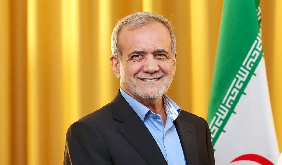 Fact Check: क्या IRGC के बढ़ते दखल के कारण ईरानी राष्ट्रपति मसूद पेज़ेश्कियन ने इस्तीफा दे दिया? जानें वायरल दावे का सच