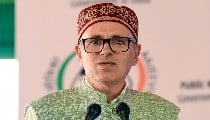 क्या Omar Abdullah की कुर्सी खतरे में? 3 June को विधायकों की 'आपात' बैठक क्यों?