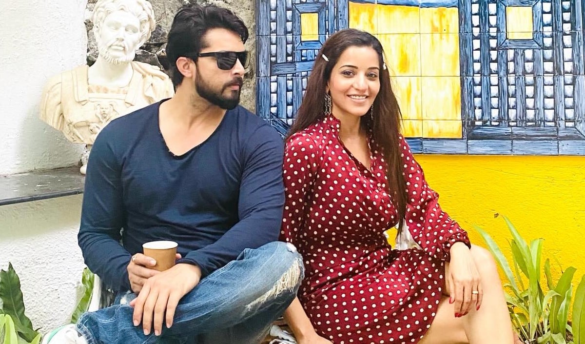 Monalisa husband Vikrant Monalisa husband Vikrant