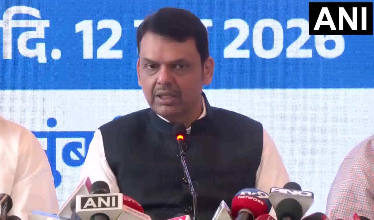 NCP-Congress विलय पर CM Fadnavis का बड़ा बयान: BJP को होगा फायदा, नहीं है चिंता