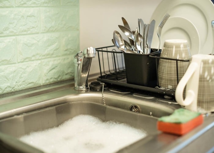 Home Cleaning Hacks: ये 5 Smart Home Hacks बना देंगे Life Easy, बिना मेहनत के चमकेगा आपका आशियाना