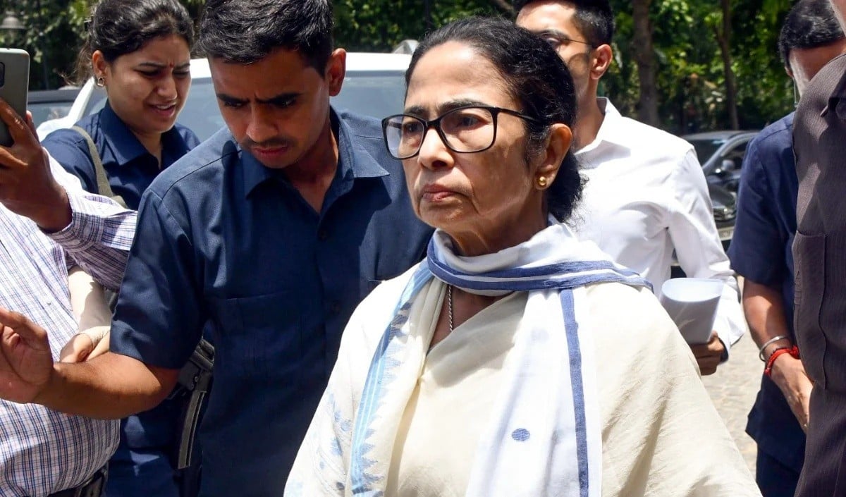 Mamata Banerjee के