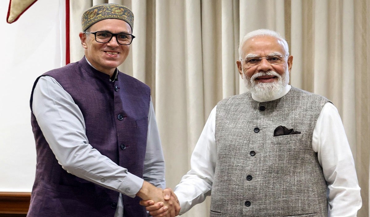 INDIA Bloc Meeting में बना था Modi को घेरने का प्लान, मगर Omar Abdullah ने तो प्रधानमंत्री की जमकर तारीफ कर दी