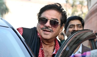 Shatrughan Sinha का बड़ा बयान: मेरी नेता सिर्फ़ Mamata Banerjee हैं, Abhishek नहीं