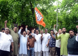 Punjab Politics में BJP का बड़ा ऐलान, 117 सीटों पर अकेले लड़कर बनाएंगे Double-Engine सरकार