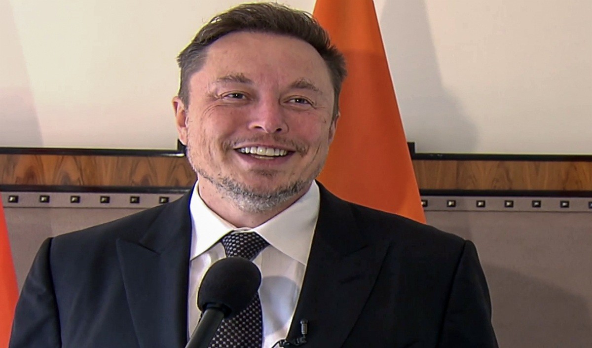 SpaceX ने Listing पर तोड़े सारे रिकॉर्ड, Elon Musk बने दुनिया के पहले Trillionaire