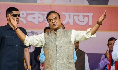 असम में 18+ के लिए सीधा Aadhaar नहीं, Illegal Immigrants रोकने को कड़े हुए नियम
