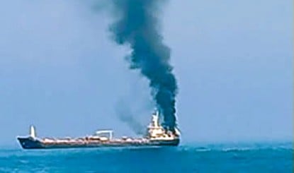 Indian Vessel Attacked In Gulf | ट्रंप ने ईरान पर भारतीय जहाजों पर हमले करने का आरोप लगाया, तेहरान ने इसे ‘निराधार’ बताया