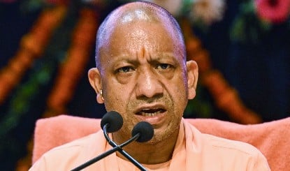 Akhilesh की बेटी पर अभद्र Post पर CM Yogi का एक्शन, Zero Tolerance दिखाते हुए दिए FIR के निर्देश